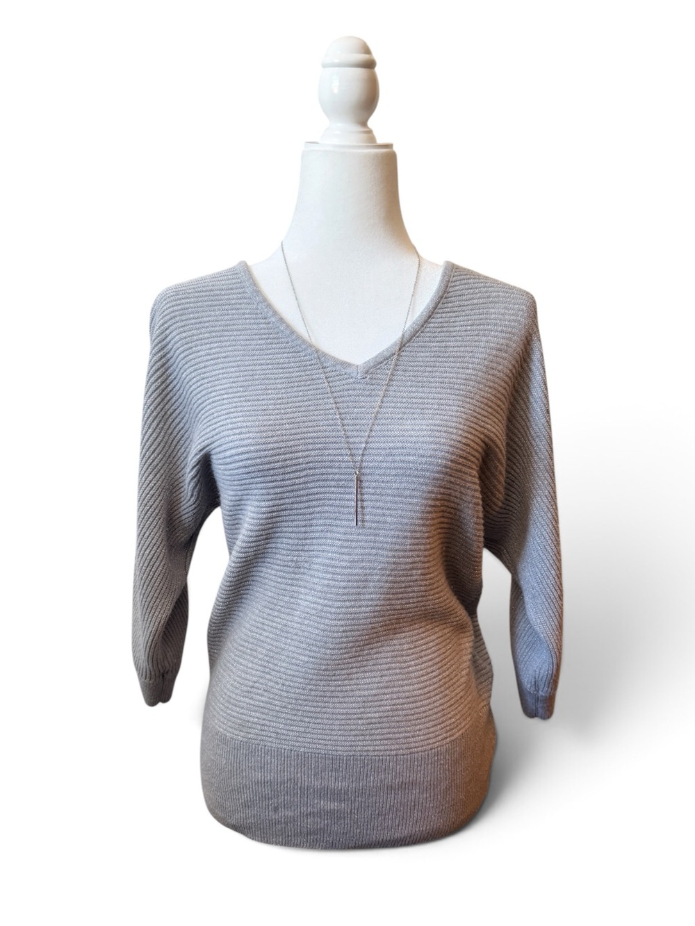 New York & Company Gray V-Neck Ribbed Sweater